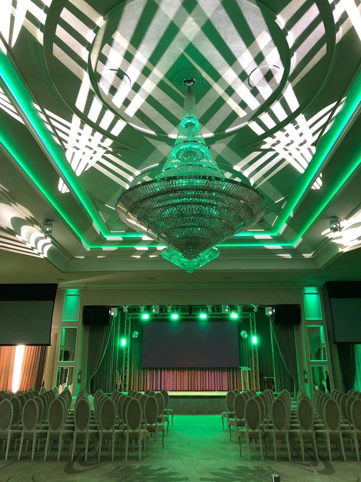 Grand Ballroom 10