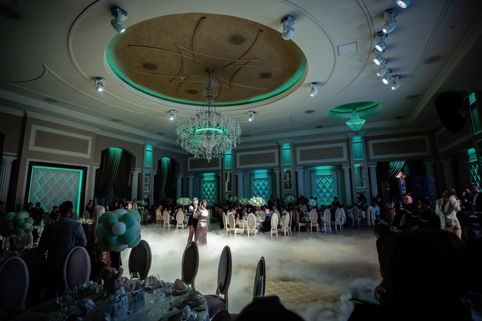 VENUE · poveste 10
